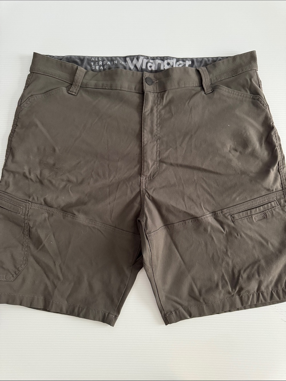 Wrangler all terrain Men's Hybrid Cargo Shorts